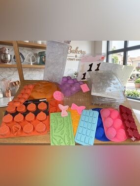 Assorted Diverse Silicone & Candy Mold Party Baking Tools Multicolor Collection